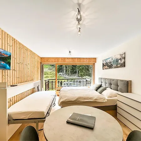 Pied De Piste De Thyon - 4 Vallees